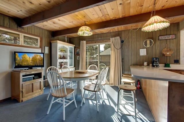 Classic Cabin, 3 Bedrooms