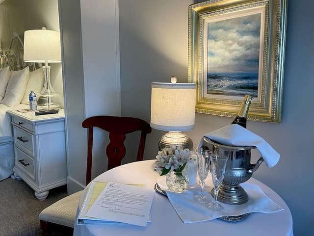 Imperial Honeymoon Suite