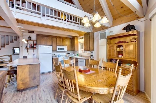 House, 3 Bedrooms, 2 Bathrooms