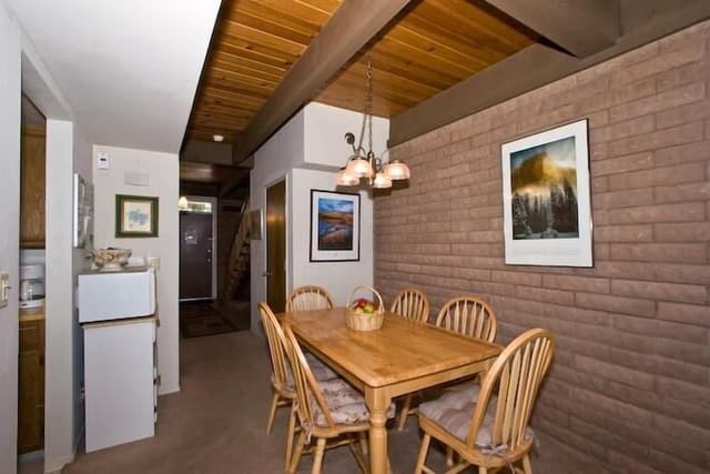 Condo, 3 Bedrooms