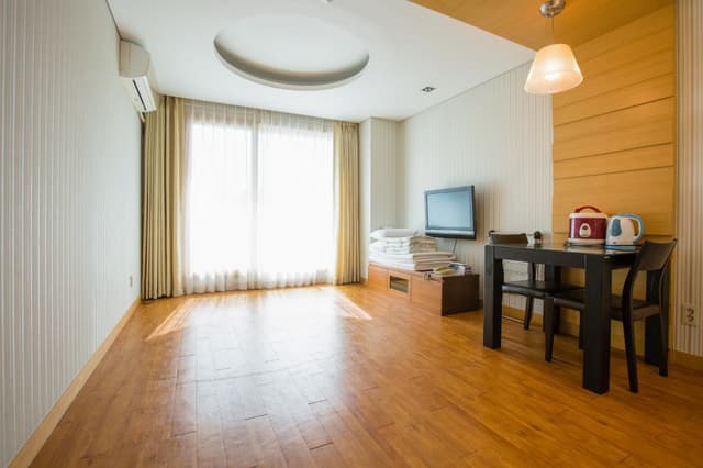 Standard Ondol Room