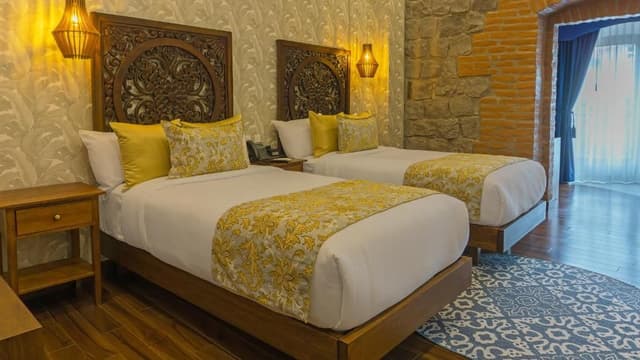 Queen Room