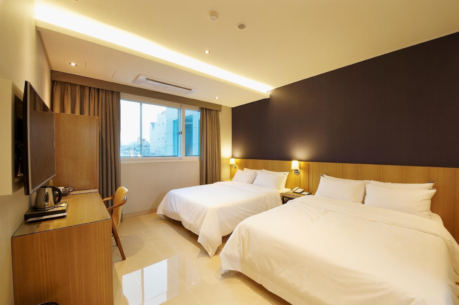 โฮเต็ลบี (Hotel B)0