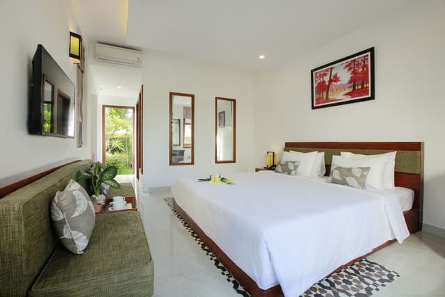 Deluxe Room, Balcony, Pool View