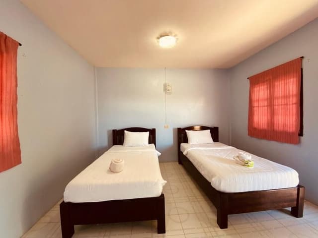 Standard Bungalow Twin Bed