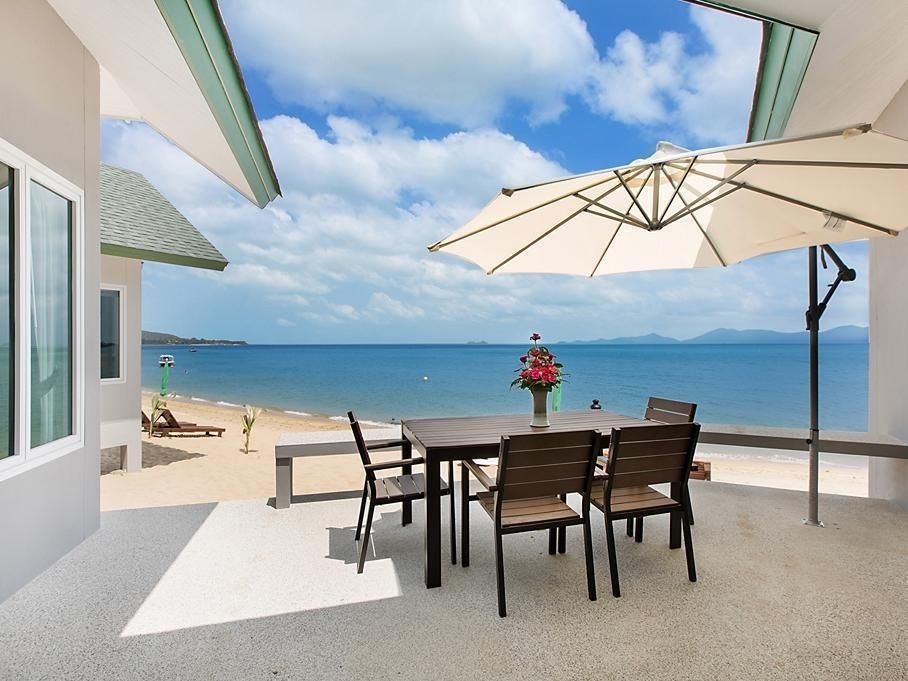 เดอะ มูนเรคเกอร์ บีชฟรอนต์ วิลลา (The Moonrakers Beachfront Villas)2