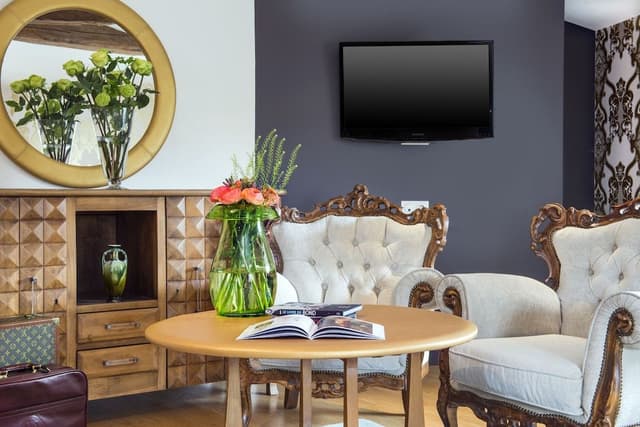 Executive Suite