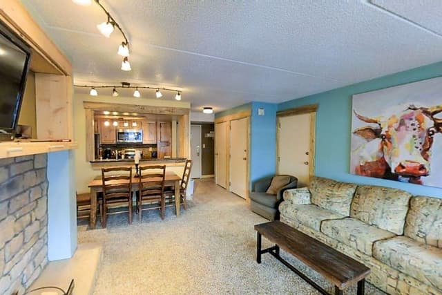Condo, 1 Bedroom