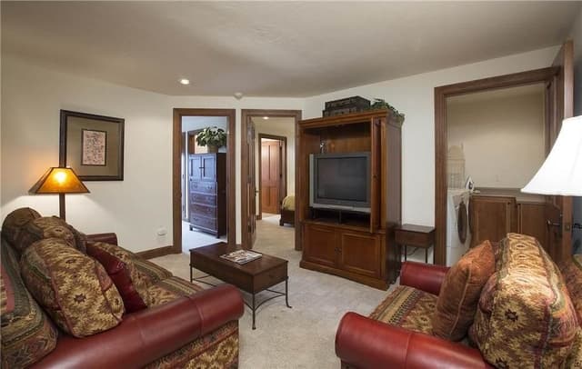 House, Multiple Beds (Sundance Grand Overlook)