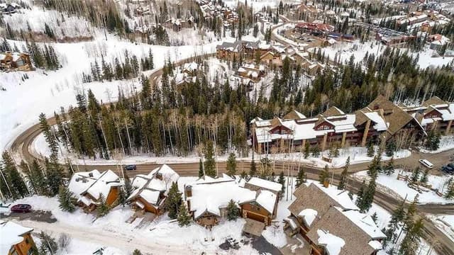 House, Multiple Beds (Sundance Grand Overlook)