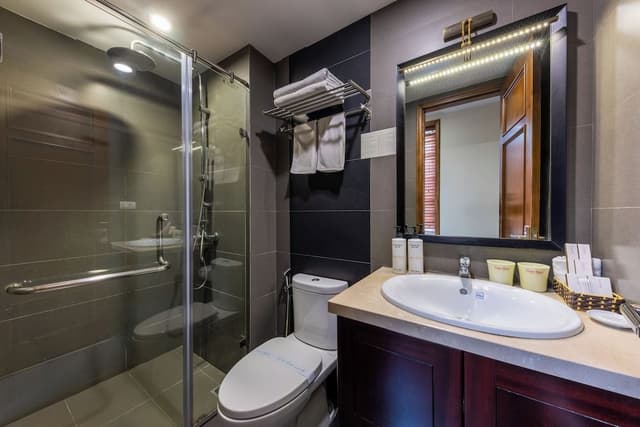Deluxe Triple Room