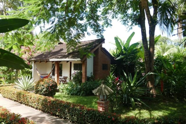 Bungalow with Garden View