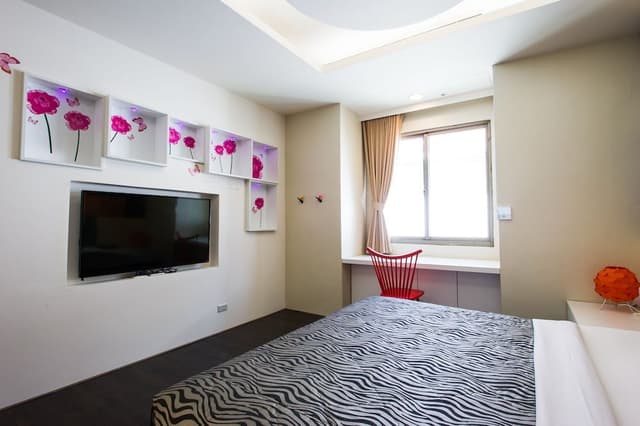 Elite Room, 1 Queen Bed, Non Smoking