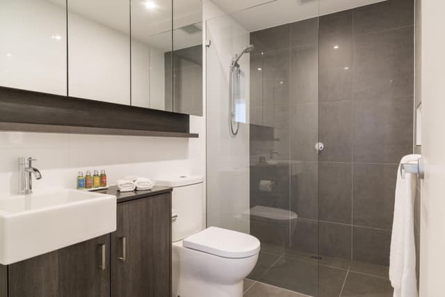 2 Bedroom Balcony Apartment