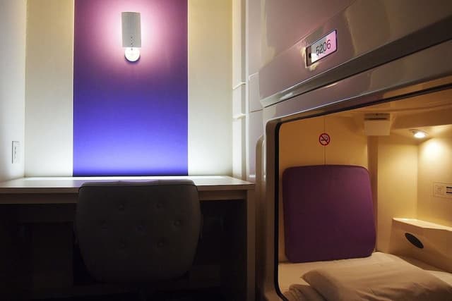 Special Offer - Deluxe Capsule Room for Male Guests
