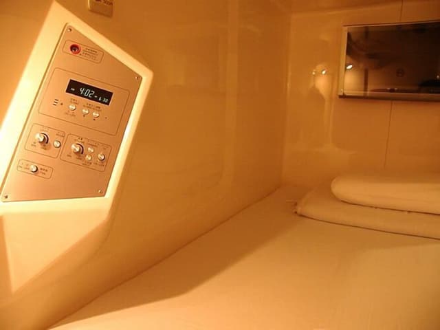 Special Offer - Standard Capsule Room for Male Guests