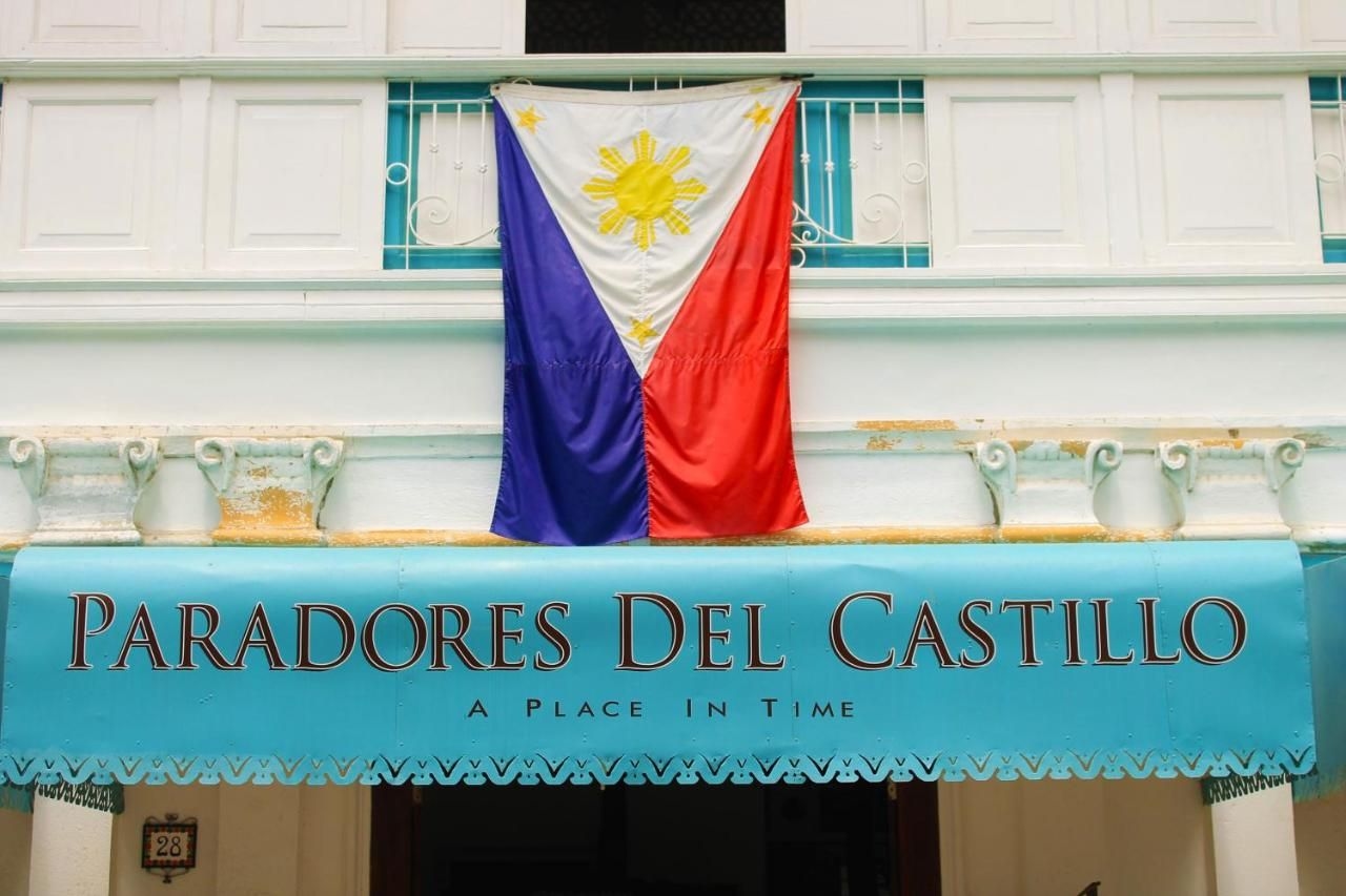 Paradores Del Castillo1