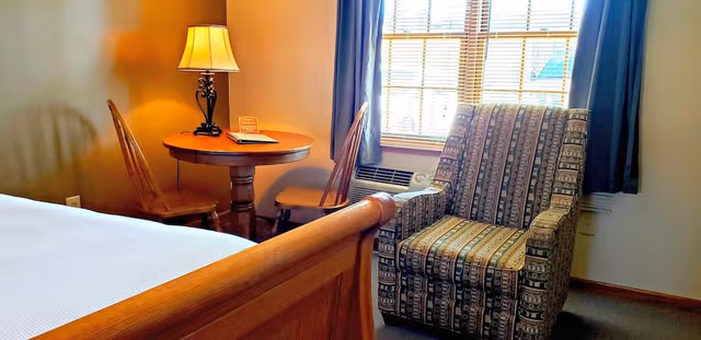 Standard Room, 1 King Bed, Non Smoking, Annex Building