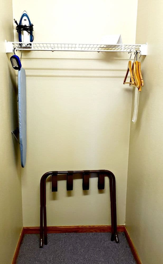 Standard Room, 1 King Bed, Non Smoking, Annex Building