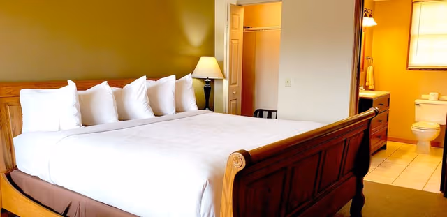 Standard Room, 1 King Bed, Non Smoking, Annex Building