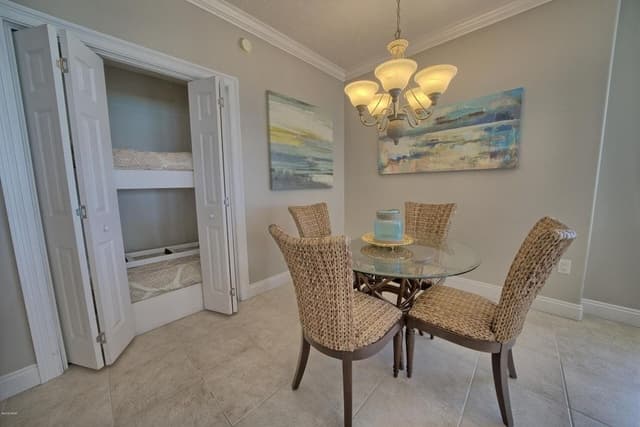 Condo, 3 Bedrooms