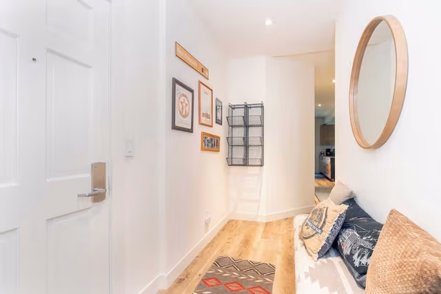 House (2 Bedrooms)