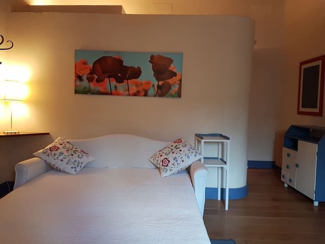 Luxury Villa, 3 Bedrooms, Hill View, Garden Area