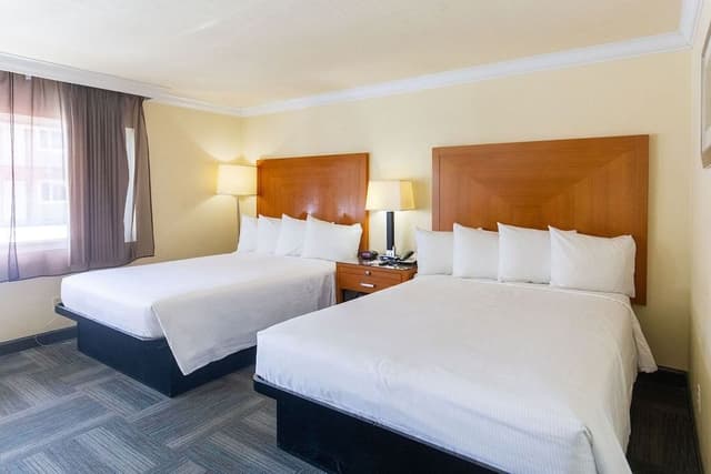 Standard Room, 2 Queen Beds