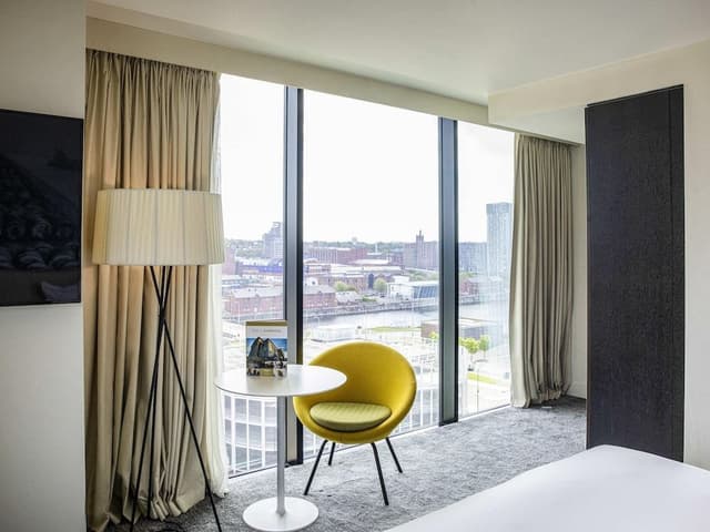 Deluxe Room, 1 King Bed
