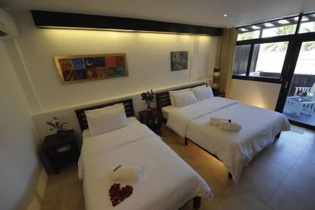 Triple Room