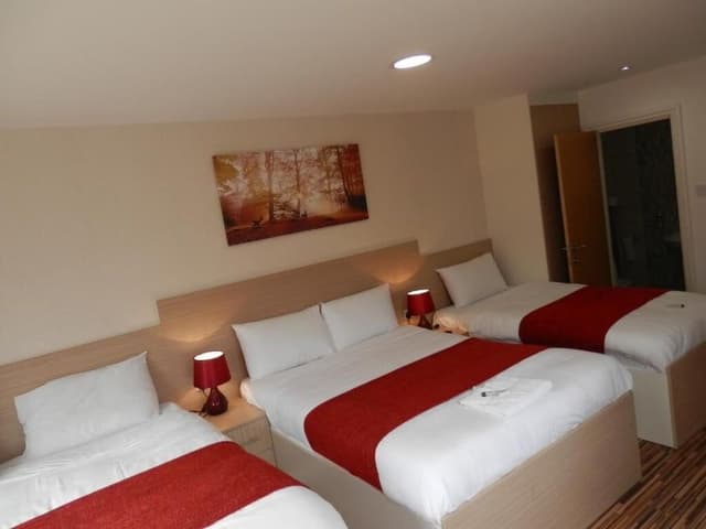 Standard Suite, Private Bathroom