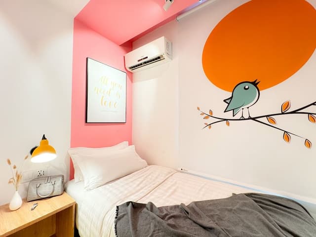 Modern Twin Room