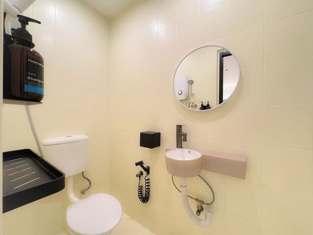 Modern Twin Room