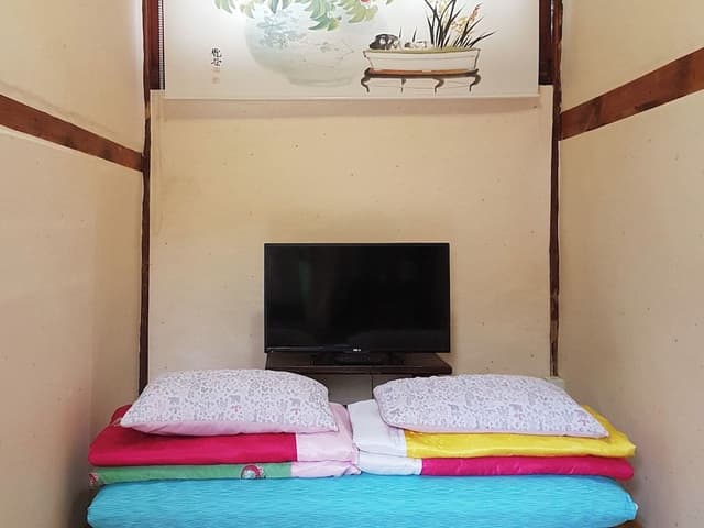 Single Room, Courtyard View