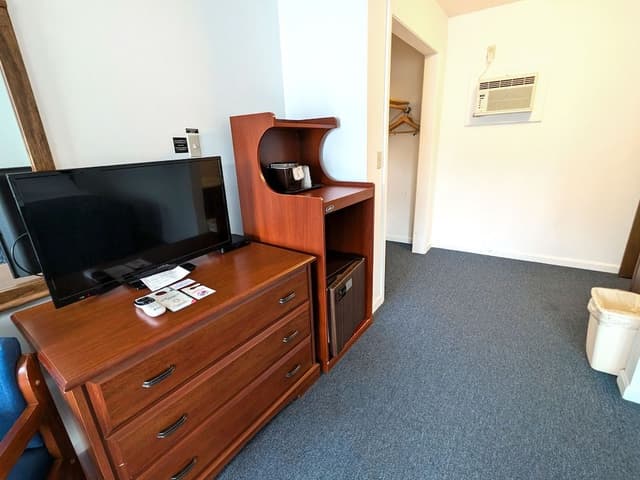 Double Room, 2 Double Beds
