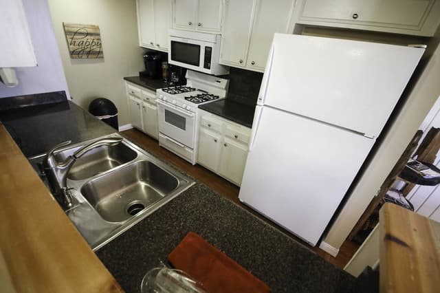 Condo, 2 Bedrooms