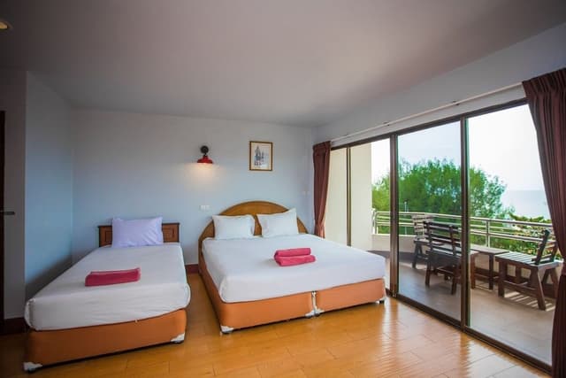 Family Room, Sea View