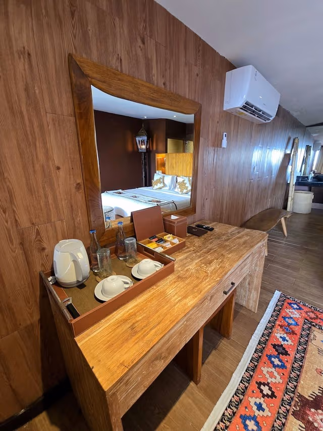 Pool View Suite