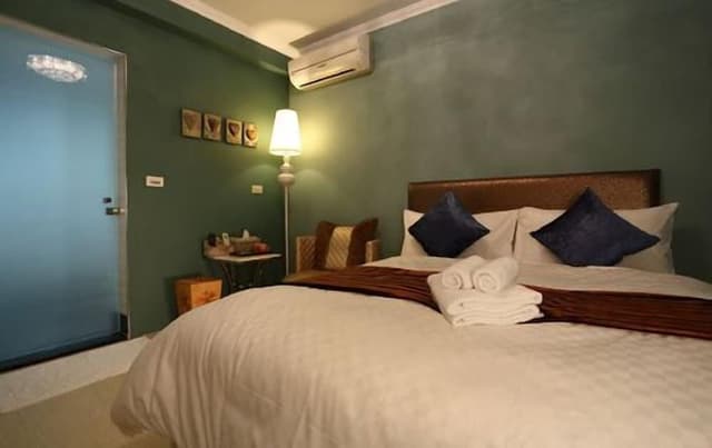 Classic Double Room