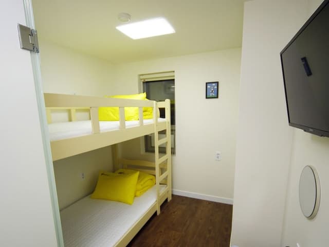 Bunk Twin Room