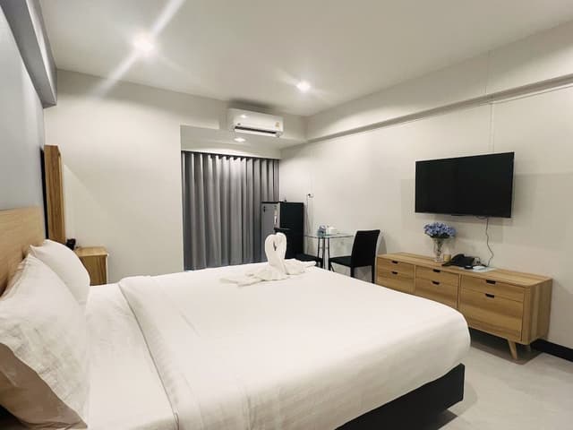 Deluxe Premier Room