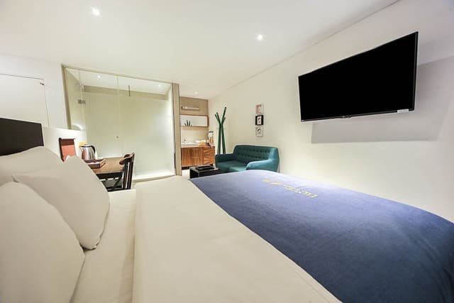 Deluxe Room (Royal)