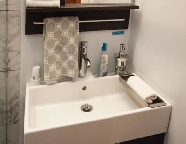 Superior Double Room, Private Bathroom (Suite III)