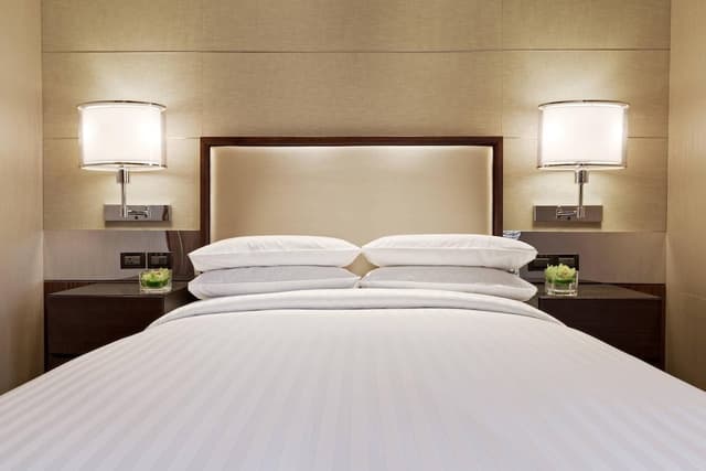 Suite, 3 Bedrooms