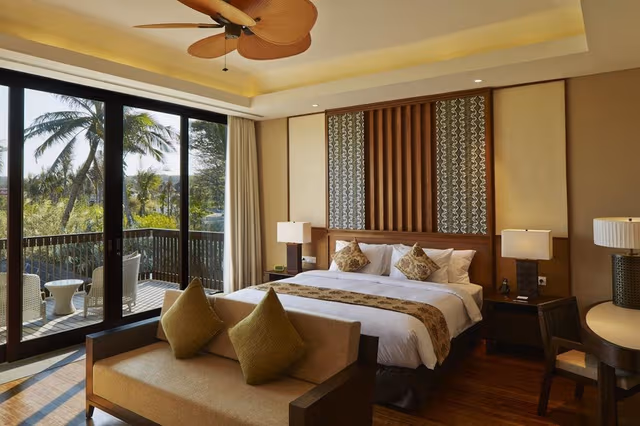 Luxury Villa, 3 Bedrooms, Private Pool, Golf View