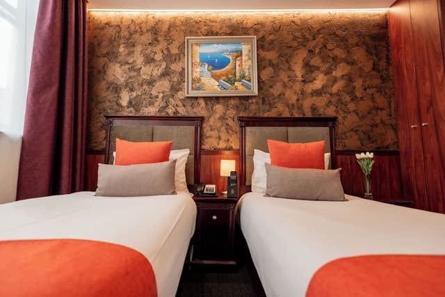 Premium Twin Room