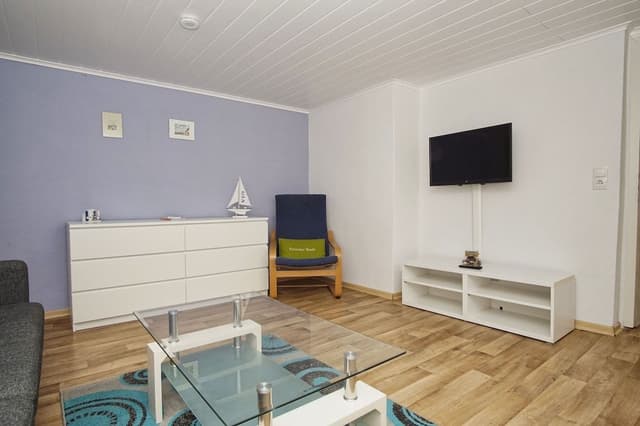 House, Bedroom, Kitchen incl. free access to pool and sauna nearby