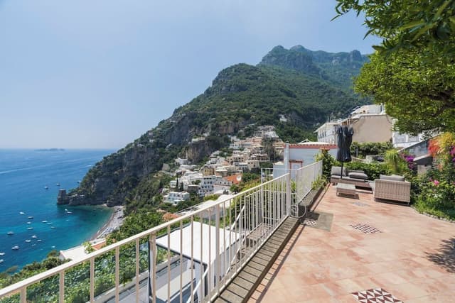 Suite, Terrace