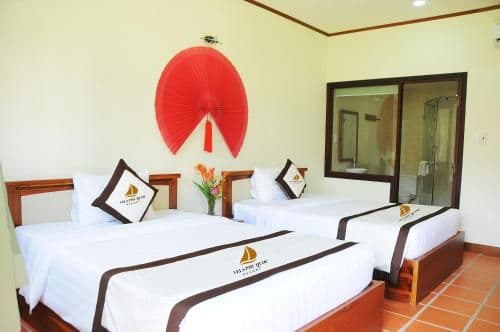 Deluxe Family Room