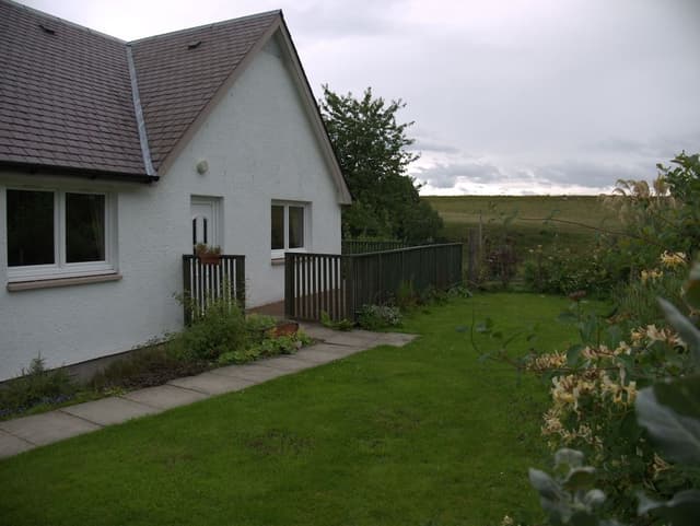 Cottage, Multiple Beds, Accessible, Garden View
